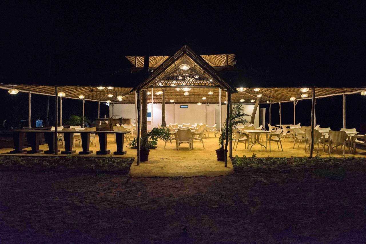 Mandrem Village Resort Exterior foto