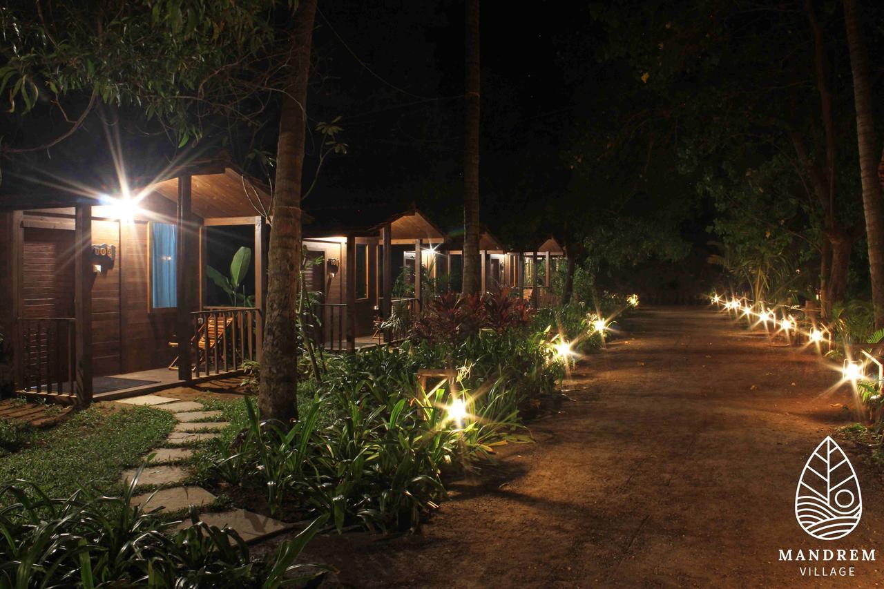 Mandrem Village Resort Exterior foto
